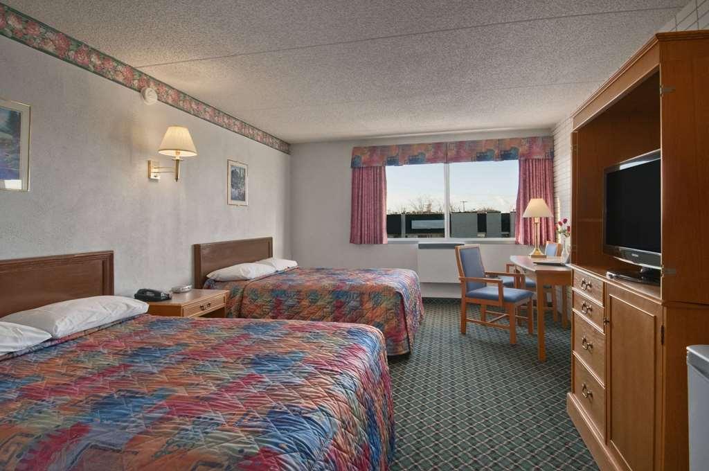 Travelodge By Wyndham Winnipeg Airport Oda fotoğraf